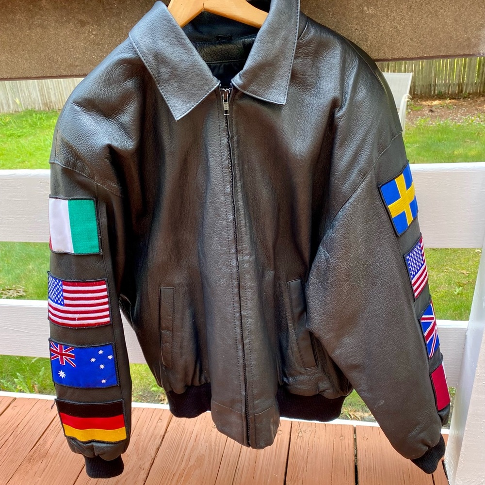 Authentic Vintage 80s Wilsons Leather jacket.